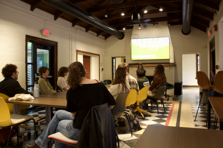 Snaps and stanzas: Inside Out Poetry hosts open mic night